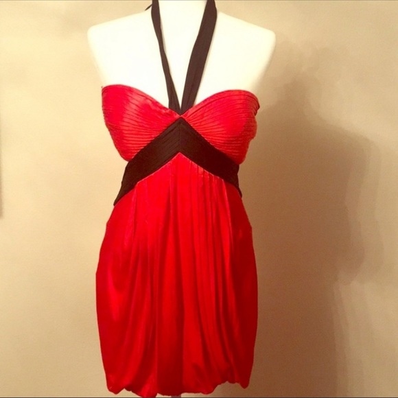 BCBG dress Satin like material - Picture 4 of 5